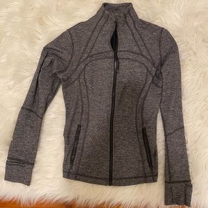 Size 10 lulu jacket